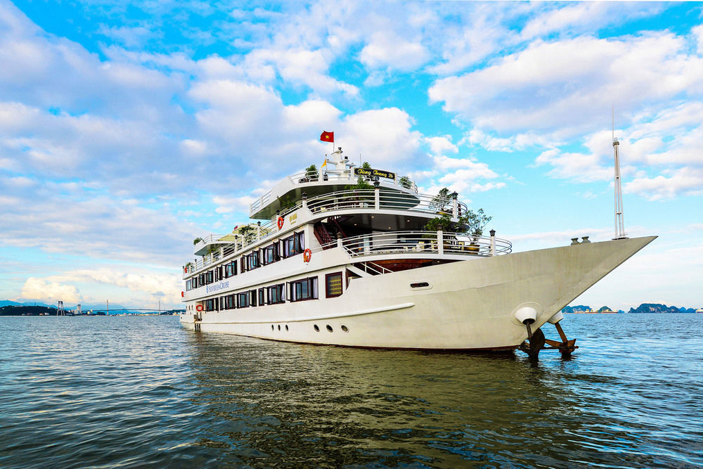Halong Sapphire Cruises Hotel Ha Long Bagian luar foto