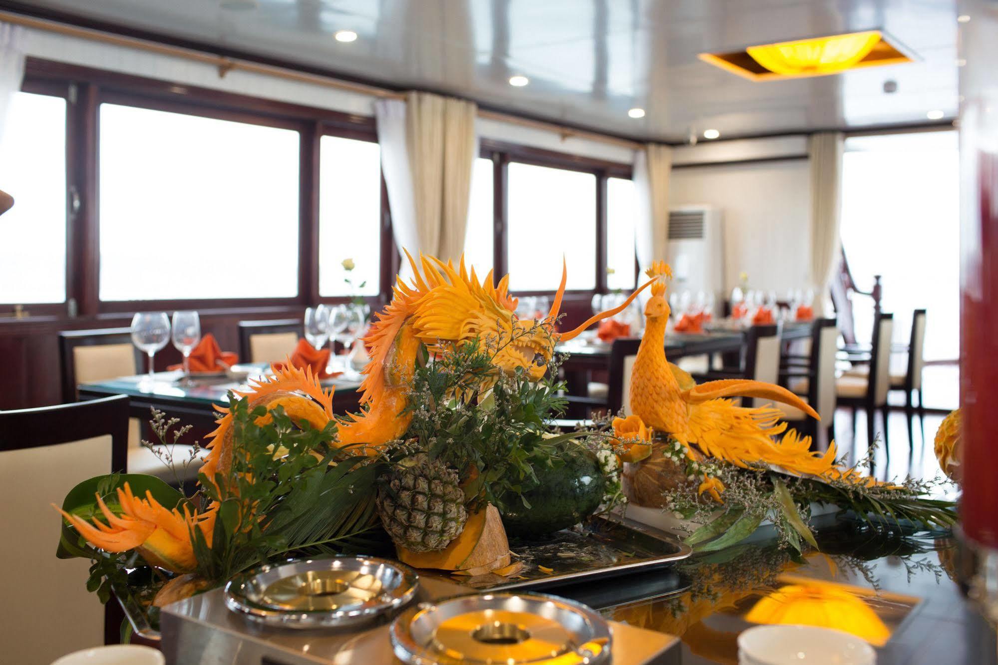 Halong Sapphire Cruises Hotel Ha Long Bagian luar foto