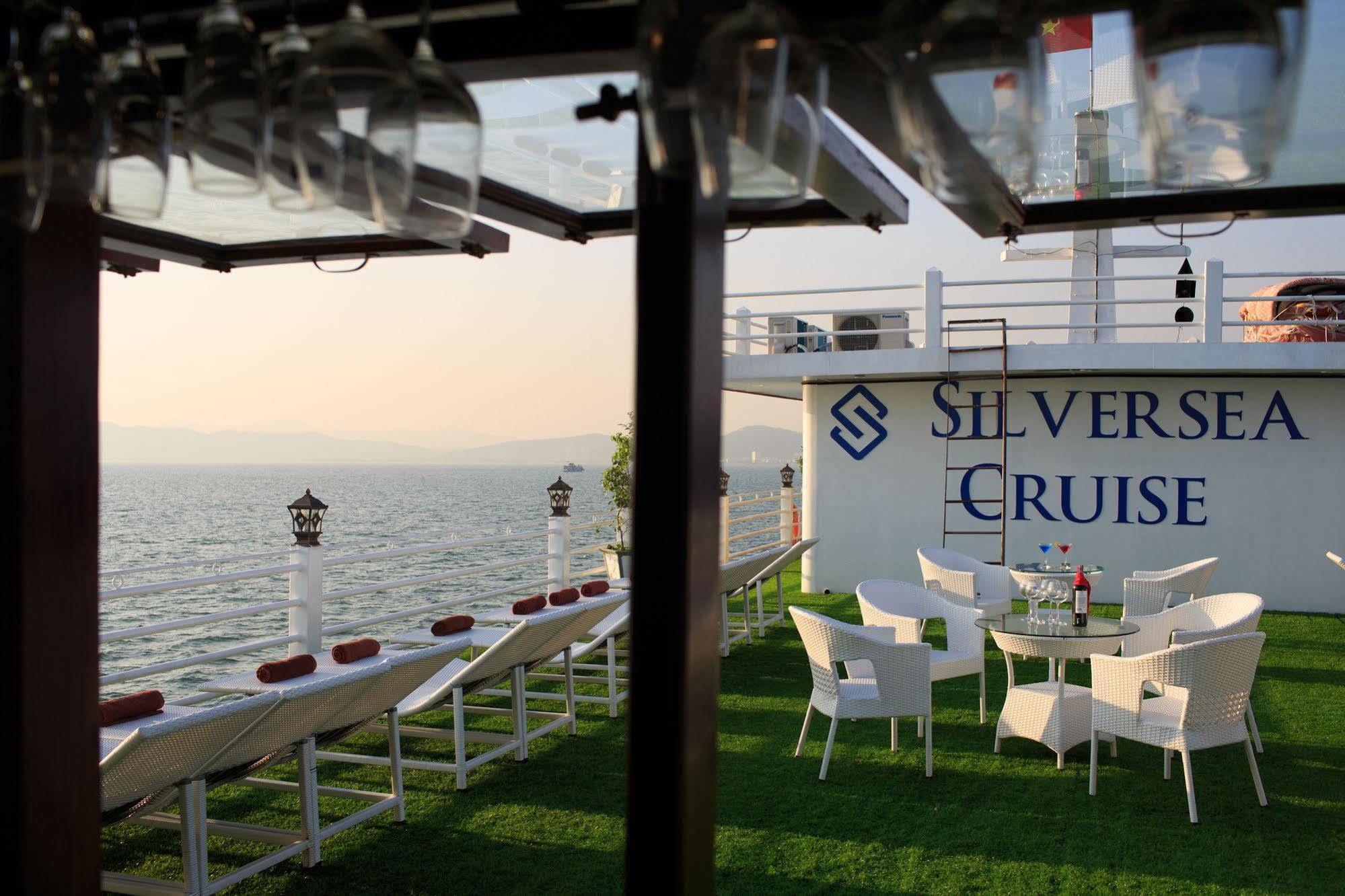Halong Sapphire Cruises Hotel Ha Long Bagian luar foto