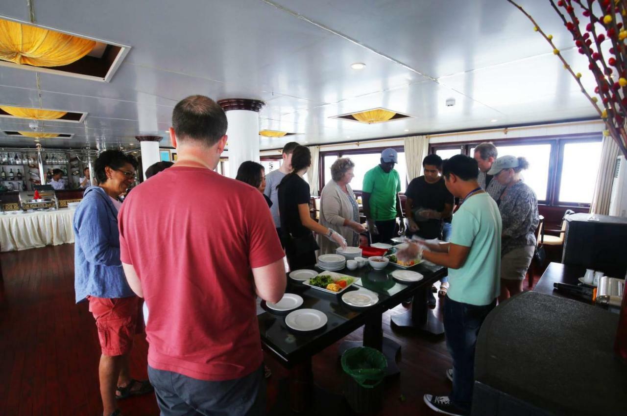 Halong Sapphire Cruises Hotel Ha Long Bagian luar foto