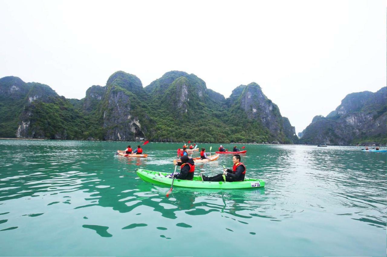 Halong Sapphire Cruises Hotel Ha Long Bagian luar foto