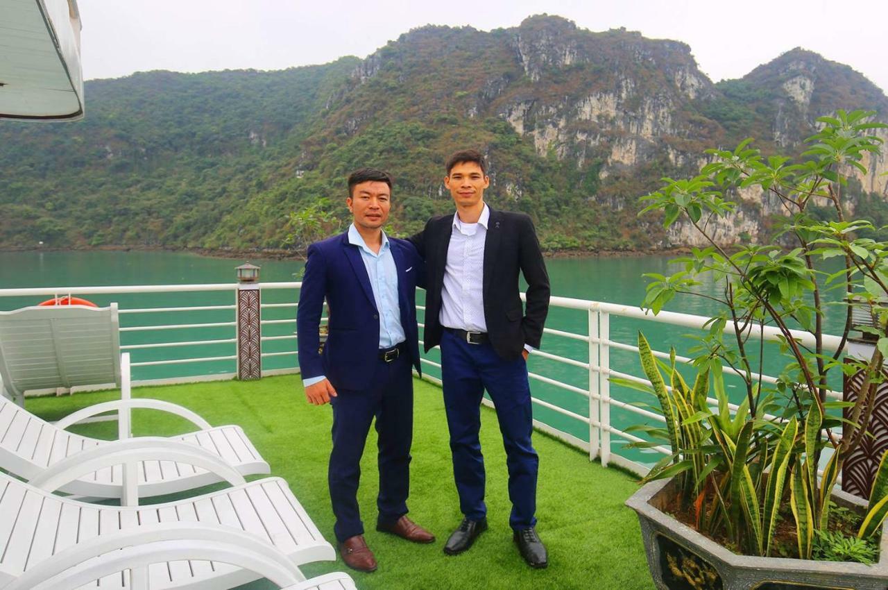 Halong Sapphire Cruises Hotel Ha Long Bagian luar foto